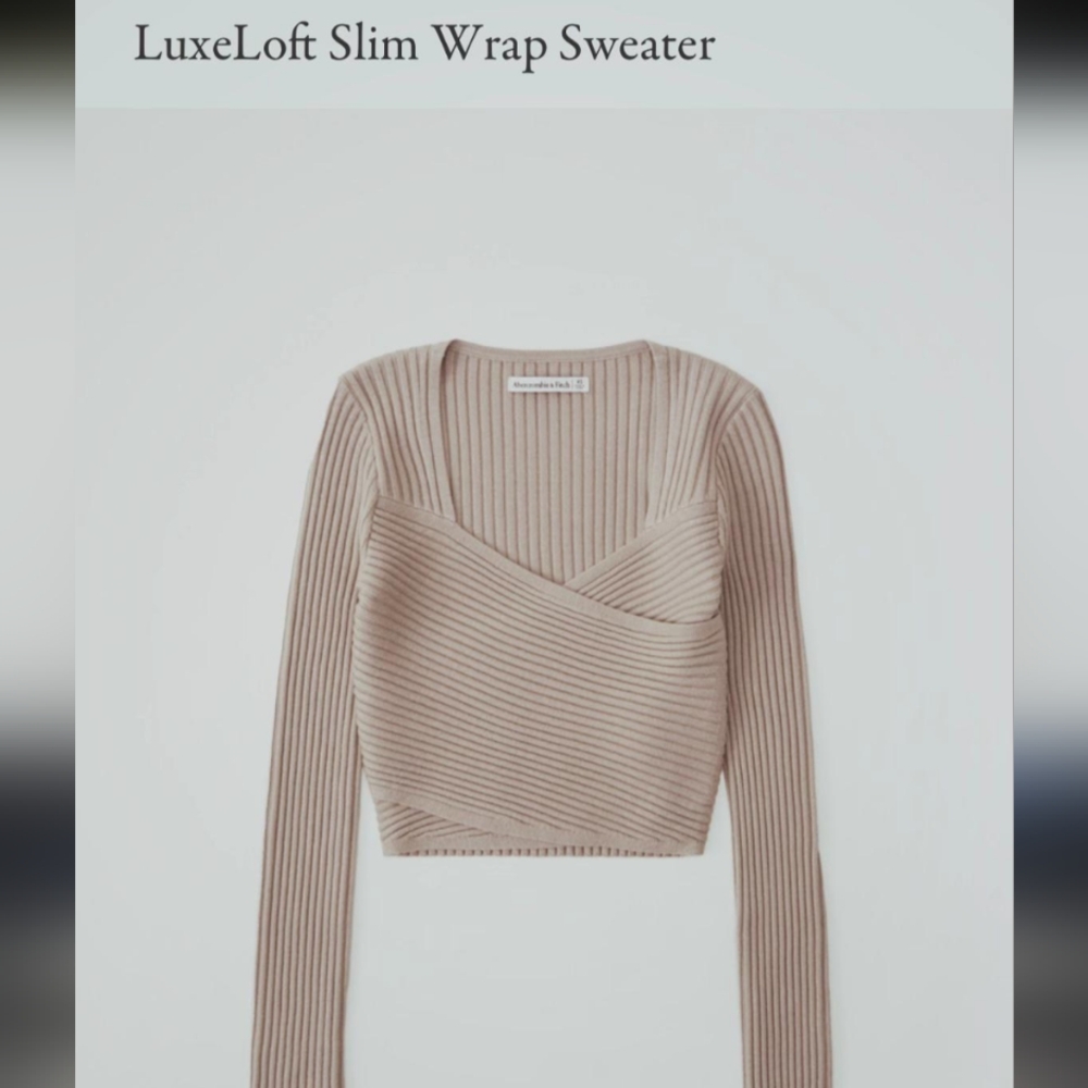 Abercrombie & Fitch Ribbed Slim Wrap Sweater in Taupe